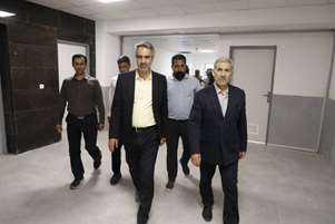 بازدید رییس دانشگاه علوم پزشکی شیراز از 5 پروژه عمرانی سلامت در شیراز، به روایت تصویر